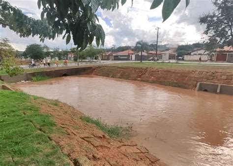 Chuva Eleva N Veis De C Rregos E Rios Em Itapira Defesa Civil Monitora