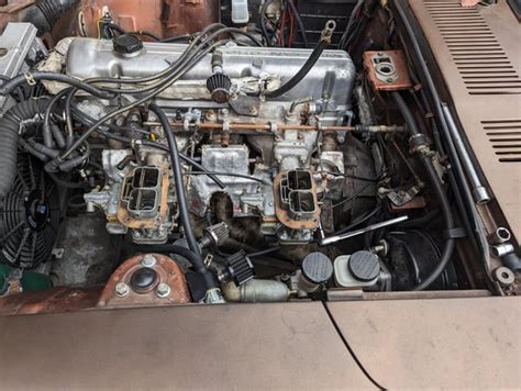 Swapping to triple eBay DCOE's : r/Datsun