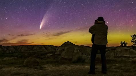 This Green Comet Will Only Be Visible To The Naked Eye Once In Your Lifetime