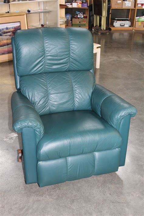 Green Leather Lazy Boy Recliner