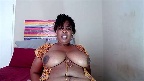 Sophiasexy Naked Stripping On Cam For Live Sex Video Chat Gyrls