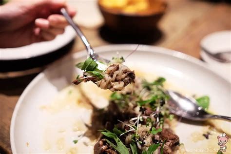 Restaurant Review The Wagon Bear Naked Food