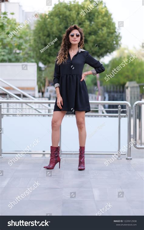 Beautiful Brunette Fashion Model Woman Sexy Stock Photo 1220912938 Shutterstock