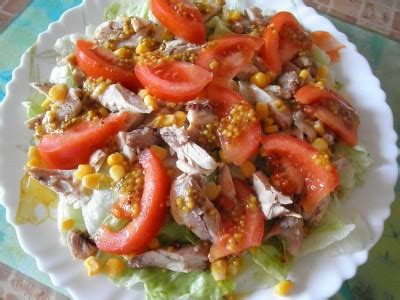 Зеленый салат с курицей и кукурузой : Салаты