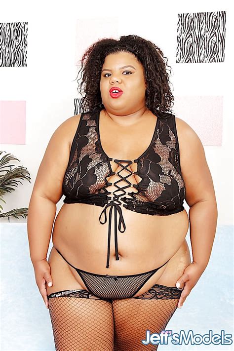 Ebony Bbw Slut Peaches Gets Naked Pics Xhamster