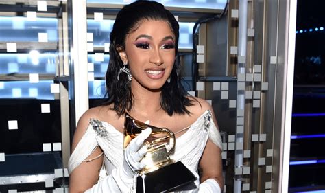 Cardi B Becomes First Female Rapper To Earn A Diamond Single – BSM Magazine
