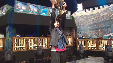 16-year-old Bugha wins the US$3M Fortnite World Cup! - HardwareZone.com.sg