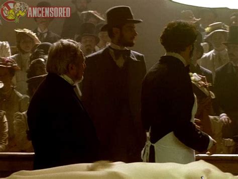 Naked Claire Borotra In Lautrec