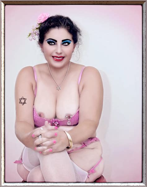 Amelie In Lavender Lingerie 2 Nude Pics XHamster