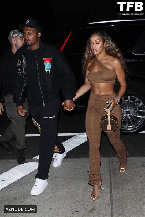 JILLY ANAIS Nude AZNude