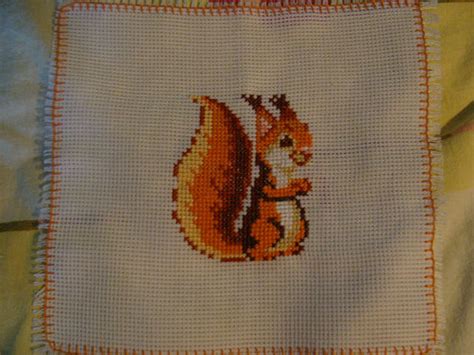 Вышивка «Белочка» - Вышивка крестом