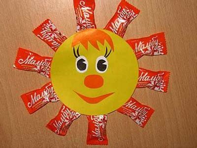 Поделка из конфет «Сладкое солнышко»