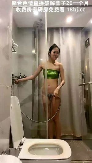 Watch 一脸呆萌网红女神小尺度福利一波撩起衣服揉捏中国直播柰子多毛骚逼按摩器震动浴室洗骚逼站立一字马展示 直播 中国Z Bbw Porn SpankBang