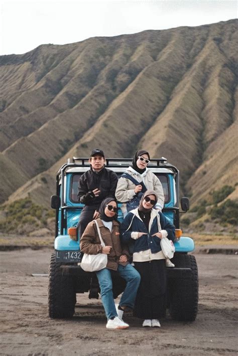 Pin By Damianus Ryandads On Bromo Ootd Casual Ootd Ngampus Foto Di