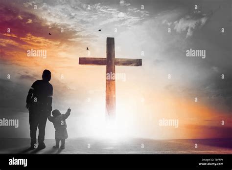 Christmas Worship And Praise Stock Photo Alamy