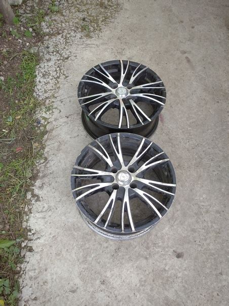 Продам диски r15 4:98 vaz вылет 35 , один диск ремонтировали в 2016 ...