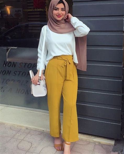 Follow Stylesbypreeti Right Now For Poppin Pins ️ Hijabi Outfits