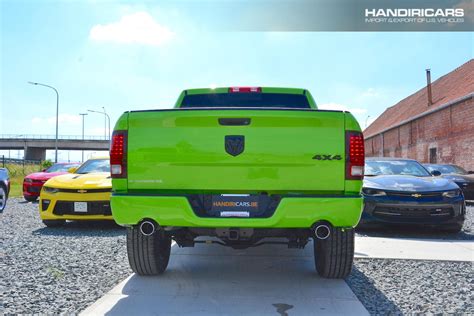 Handiri Cars 2017 Ram 1500 4wd Crew Cab Sport [aak] Sublime Green Sport Package [pfb