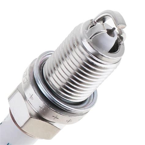 свечи SK20BR11 купить - TOYOTA AVENSIS 9091901230 9091901226 - Подбор ...