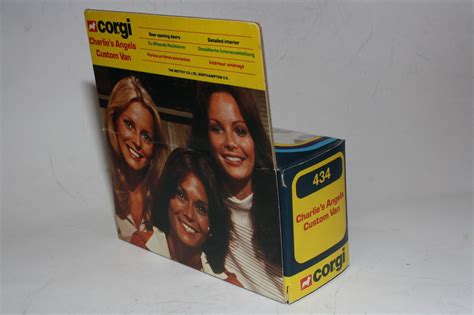 Corgi 434 Charlies Angels Van Mint In Good Original Box Db Collectables