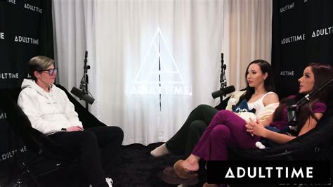 Adult Time Lesbian Babes Melissa Stratton Vanna Bardot Slutty Pussy Licking Scissoring