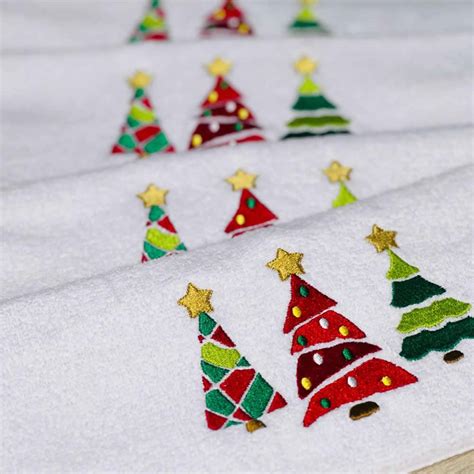 Kit Arbolitos Navidad Tradicional Bordeus