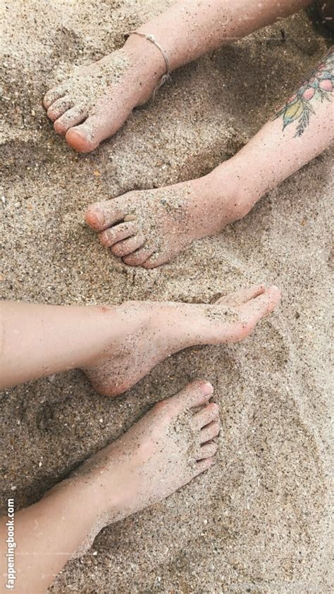 Lily Quinn Lilyquinn Lilybaby Li Ybug Nude OnlyFans Leaks Fappening FappeningBook