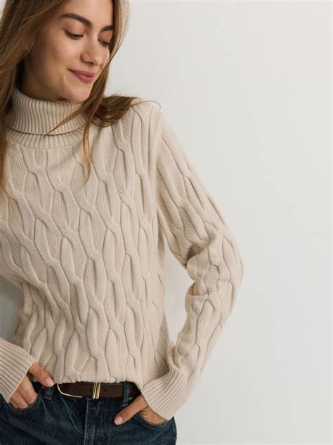 Pulover Cu Guler Rulat Culoare Nude Reserved Dj X