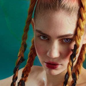 Grimes Leaked Nude Photos And Videos