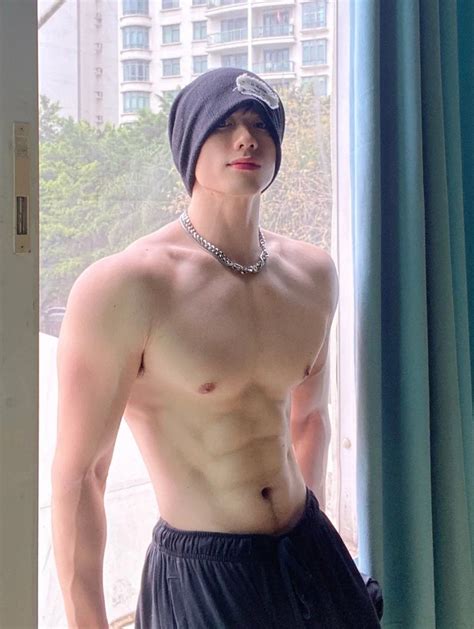 Pin By Tr Ng Ng C Minh On Boy Men Handsome Asian Men Hot Asian Men Attractive Guys