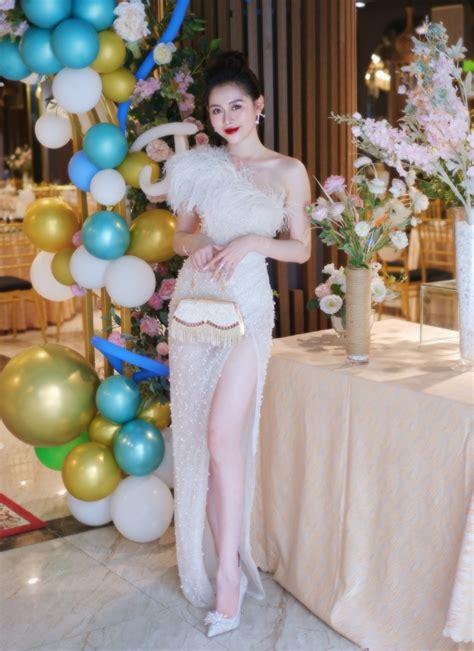 Chị Google đi thi Hoa khôi từ khi tuổi sở hữu vòng gần m ăn đứt hot girl cùng quê