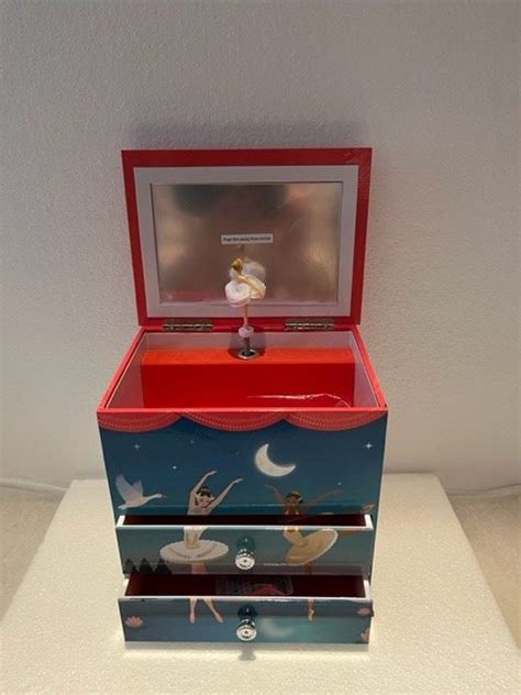 Coffre à bijoux ballerine Aux P tits Cados Là où chaque moment trouve son présent