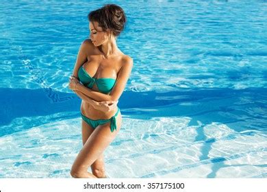 Thousand Ass Pool Royalty Free Images Stock Photos Pictures Shutterstock