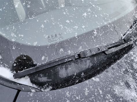 Зимние дворники — Hongqi HS5, 2 л, 2023 года | расходники | DRIVE2