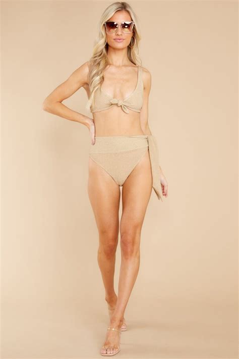 9 Hot Sexy Grace Gold Bikini Pics