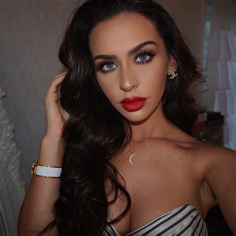 Carli Bybel On Instagram “ ️💙tonight S Look Wearing My Carlibybelpalette On The Eyes And Cheeks