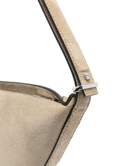 Totême Scooped Sling Schultertasche In Nude ModeSens