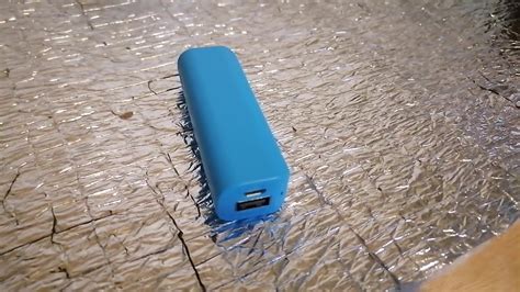 Самый маленький внешний аккумулятор, который я видел - YouTube