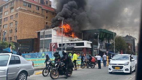 Impresionante incendio en el norte de Bogotá KienyKe