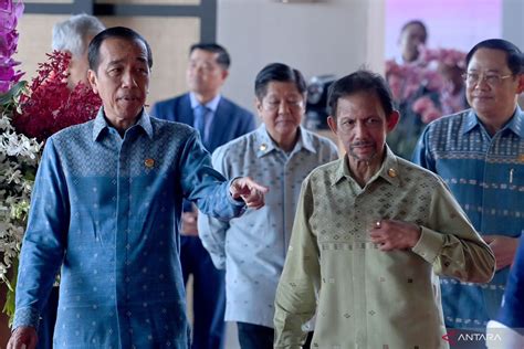 Jokowi Chairing Two Meetings On Second Day Of ASEAN Summit ANTARA News