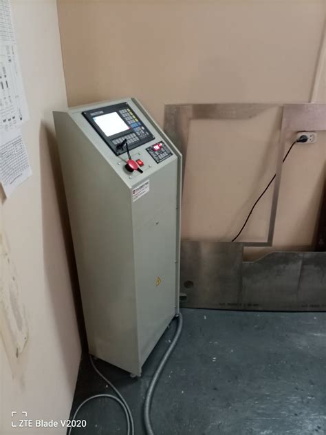 Плазморез ЧПУ 100A, Италия, с водяной ванной купить Б/У в Красноярске ...