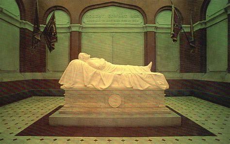 Postcard Va Washington And Lee University Lee Recumbent Statue Vintage Pc