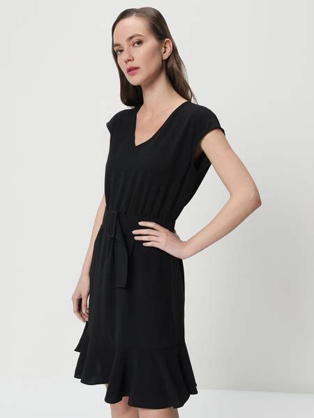 Платье Armani Exchange, цвет: black (черный). 3RYA45YN9JZ_1200. Размер ...