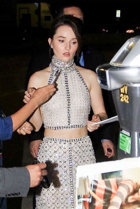 Kaitlyn Dever Arrives At Ticket To Paradise Premiere In Westwood 1017