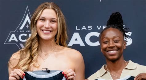 Why Does Liz Look Naked Las Vegas Aces Player Elizabeth Kitley Gains Thousands Of New Fans