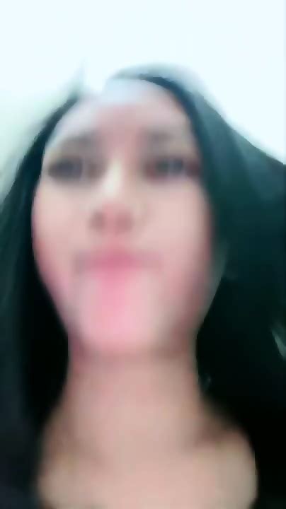 BOKEP CACA COLMEK PAKE DILDO