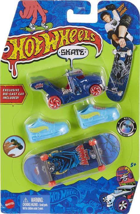 Hot Wheels Skate Collector Set Fingerboard Pair Of Skate Shoes Car Walmart