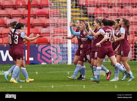 Rachel Daly Of Aston Villa Hi Res Stock Photography And Images Alamy