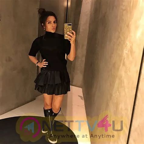 Actress Shama Sikander Latest Hot Photo Shoot Galleries HD