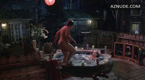 KATHY BATES Nude AZNude